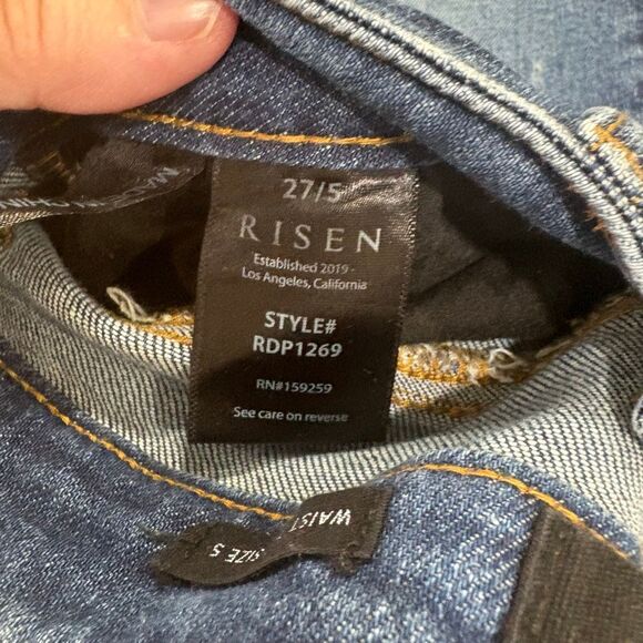 Risen High Rise Flare Jeans | Button Fly | Size 27 / 5 - Picture 8 of 9